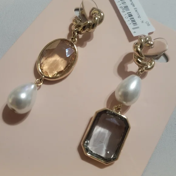 Mignonne Gavigan - Leonie Dangle Gem Gold Tone - Picture 2 of 7